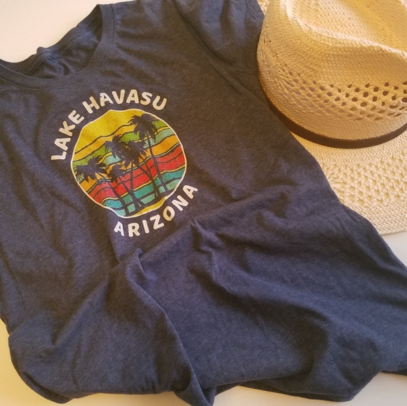 Tops Lake Havasu Arizona Navy Blue Scoop Neck Tee Shirt Sz M See